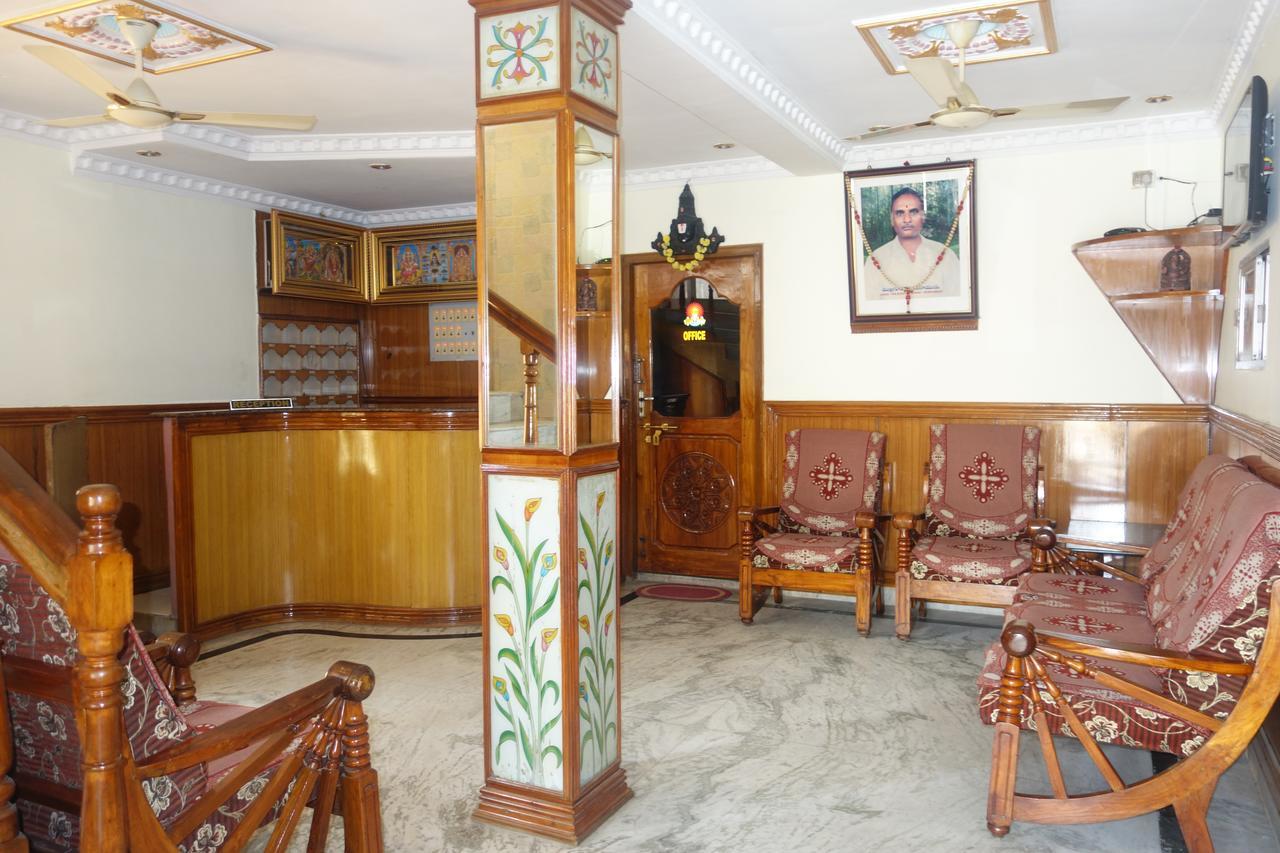 Sree Vaibhav Residency Hotel Tirupati Luaran gambar